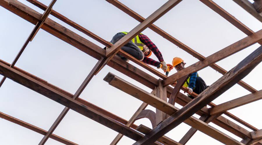 Expert Emergency Roof Repairs services in Gallina, NM